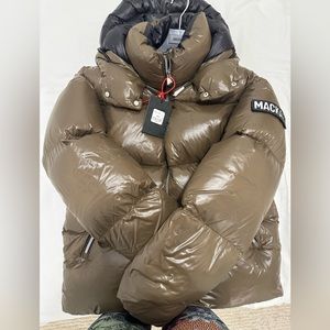 Size 42 men's Mackage jacket